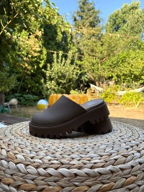 DV by Dolce Vita Chunky Brown Leather Slip-On Clog Mule
